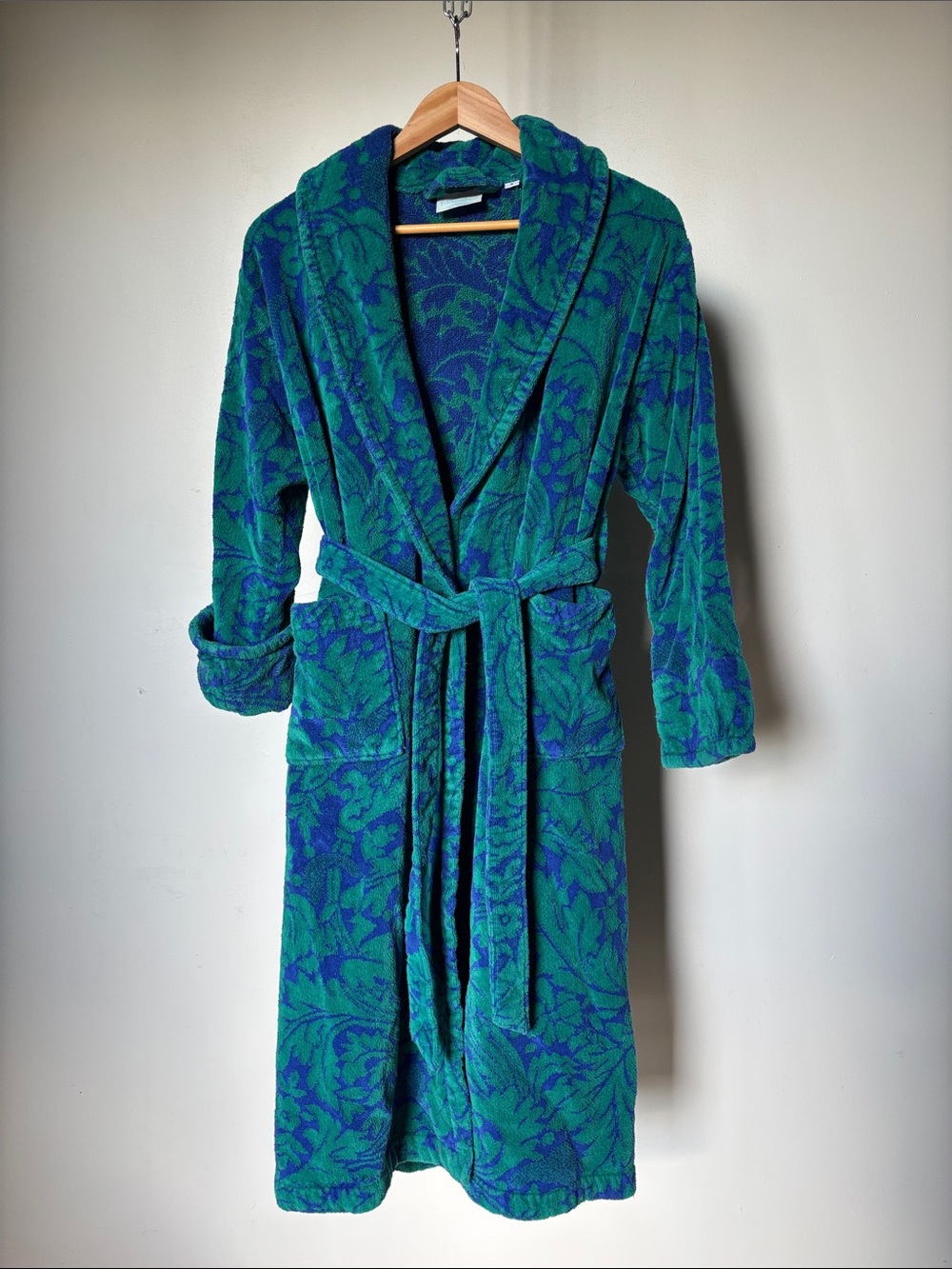 Vintage 90’s Teal and Blue Floral Terry Robe with Belt Size Small